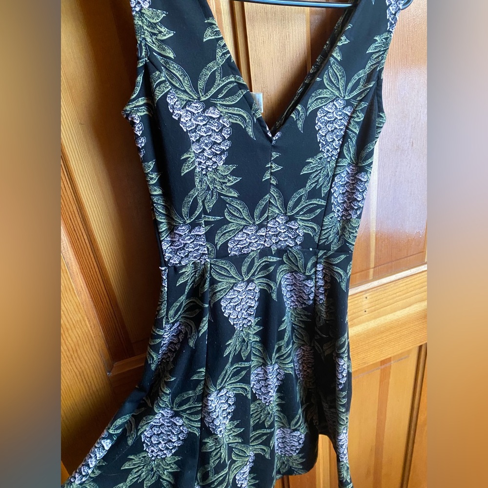 H&M Dark Pineapple A-Line V-Neck Minidress